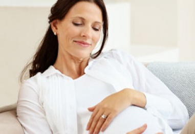 Все повече жени избират късната бременност