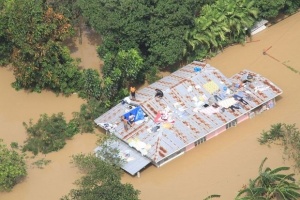 Над 1000 са жертвите във Филипините