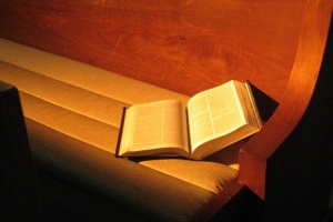 Българинът преоткрива книгата като подарък