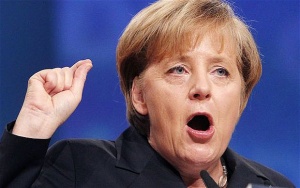Меркел: Да спасим еврото заедно!