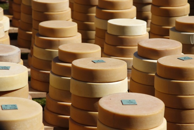 Конфискуваха 22 тона кашкавал