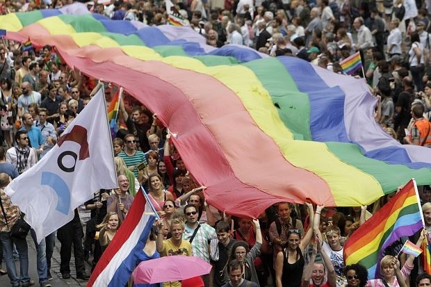 САЩ в световен поход за правата на гейовете