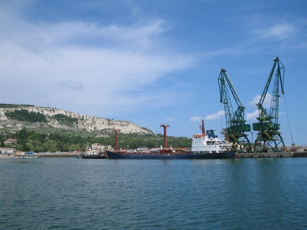 Пристанищата въведоха е-фактура