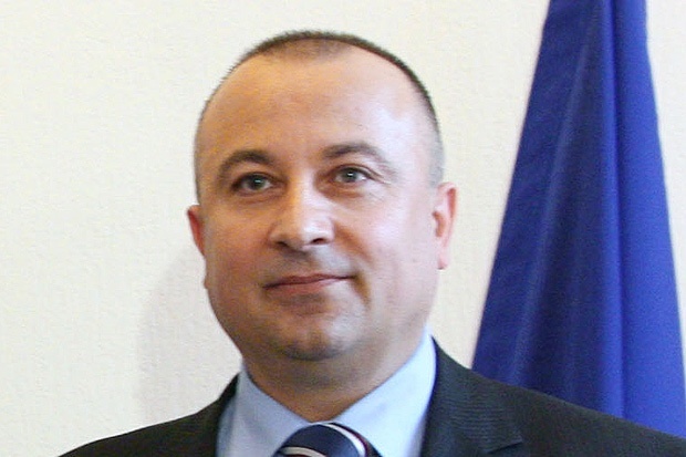 Зам.-министър напуска заради „екипния принцип“
