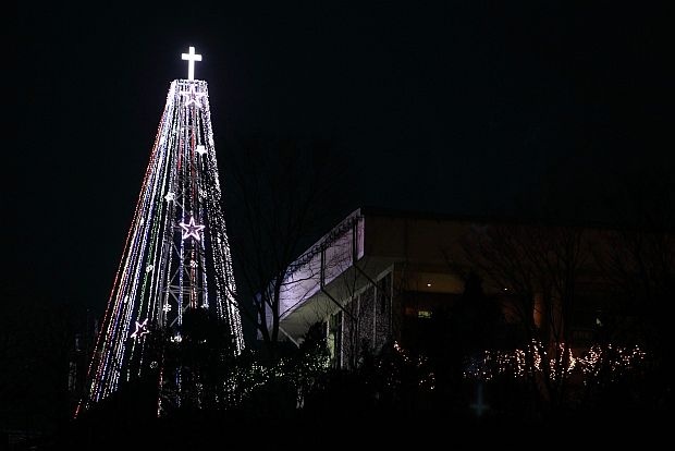 Пхенян и Сеул се карат заради коледна елха
