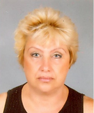 Задържаха лъжлива служителка на МВР