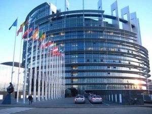 Европарламентът иска санкции срещу Унгария