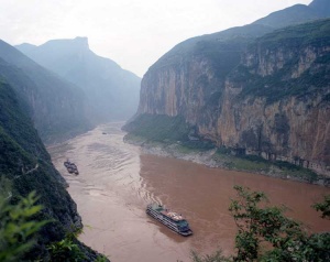 Китай обръща течениeто на реки