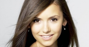 Нина Добрев: Твърде млада съм за брак