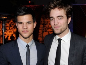 Робърт Патинсън се притеснявал от Тейлър Лаутнър