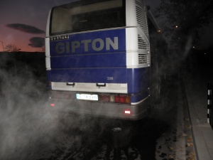 Автобус се запали в движение