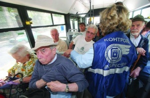 Контрольори не искат двойни глоби за гратисчиите