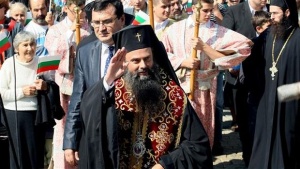 Митрополит Николай: Владиците с досиета да се помолят