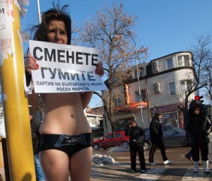 „Гола“ акция за безопасно шофиране във Варна