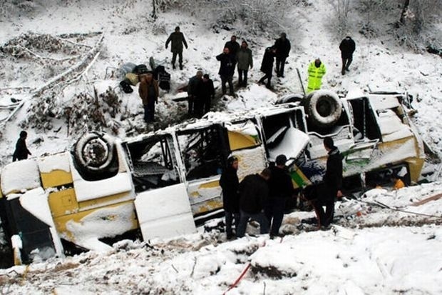 4 загинаха в катастрофа с автобус край турската граница