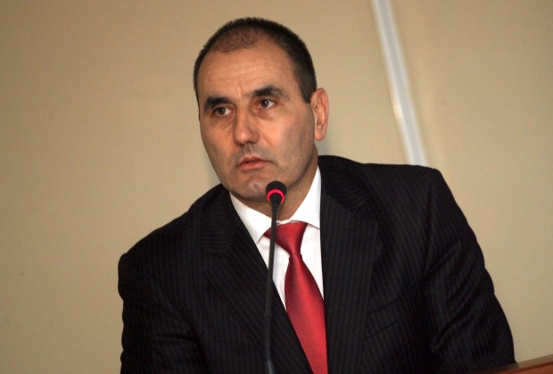 Цветанов наказа трима шефове в МВР заради Мировяне