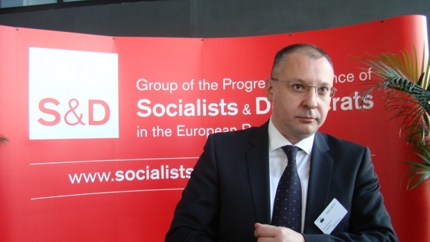 Станишев: Цветанов се има за министър, прокурор и съдия