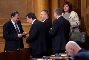 Одобриха спорен законопроект за отнемане на незаконно имущество