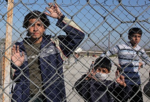 Гърция строи стена на границата с Турция