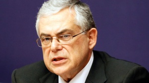 Пападимос: По-добре икономии, отколкото банкрут