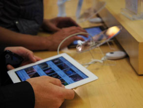 Търговци в Америка може би изчистват останали количества от iPad 2