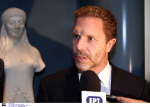 Гръцки министър подаде оставка след обир