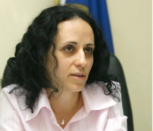 И шефката на Агенцията за закрила на детето с оставка