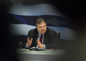 Готвят замяната на гръцкия дълг за 12 март