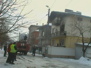 Евакуираха "Мечо Пух" заради пожар