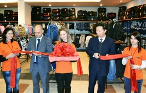 Откриха най-големия китайски магазин в Пловдив
