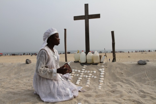 Мъж се взриви в християнска църква в Нигерия