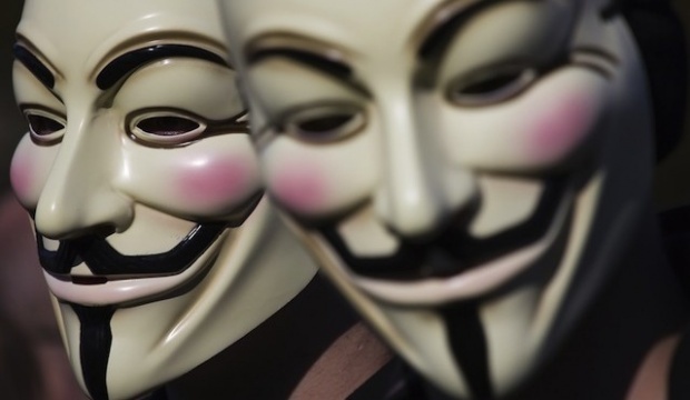 Задържаха четирима хакери от „Анонимните“ в Испания