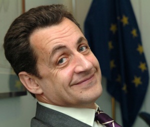 Саркози замерян с яйца в Страната на баските