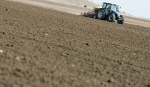 3,3 млн. са заетите в икономиката в края на 2011 г.