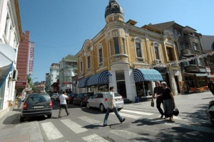 В Бургас глобяват за неправилно пресичане