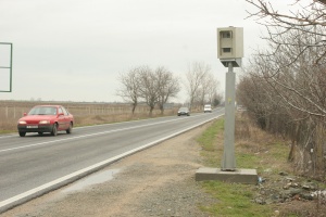 Още 16 камери дебнат за нарушители на пътя