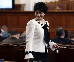 Атанасова: С Константинов диалогът не върви
