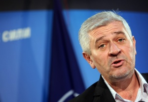 10 000 лв. на шофьор не са бонуси, а заплати, и то не от МЗ