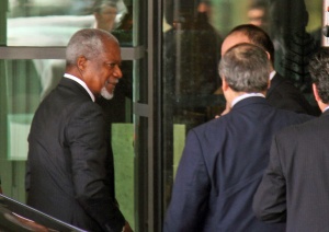 Асад обстреля бунтовниците, после прие Кофи Анан