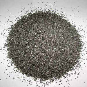 ТИР разсипа магнезий, затвори магистралата край Харманли