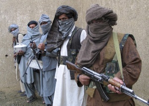 Талибаните отвръщат на удара – ще обезглавяват американци