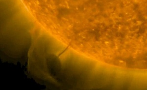 НАСА откри „звезда на смъртта“ на Слънцето
