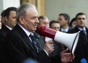 Молдова избра президент след почти 3 години