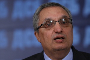 Трайков отстранен, защото защитавал интересите на България