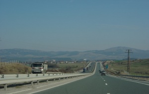 БМВ удари мотоциклетист на Е-79