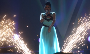 Софи Маринова пее в Европарламента за Деня на ромите