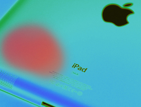 Apple смята, че новият iPad загрява в границите на нормалното