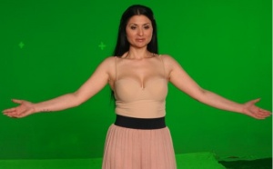 Софи Маринова снима клипа към Love Unlimited