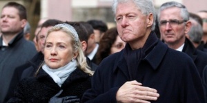 Кръщават летище на Бил и Хилари Клинтън