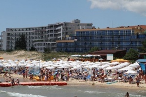 Стотици на трудовата борса във Варна за сезонна работа